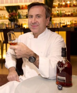 Chef Daniel Boulud with his bespoke expression of The Dalmore. Image courtesy Whyte & Mackay. 
