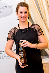 Alwynne "Miss Whisky" Gwilt. Photo ©2014 by Jen Steele, courtesy of the Victoria Whisky Festival.