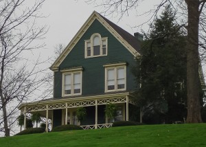 This house overlooking Maker's Mark will be the site of the distillery's new welcome center. Photo ©2008 by Mark Gillespie. 