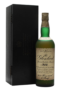 The Glenlivet Special Jubilee Reserve 25 Year Old Single Malt. Image courtesy The Whisky Exchange. 