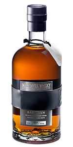 Mackmyra Moment Bärnsten Swedish Single Malt Whisky. Image courtesy Mackmyra. 