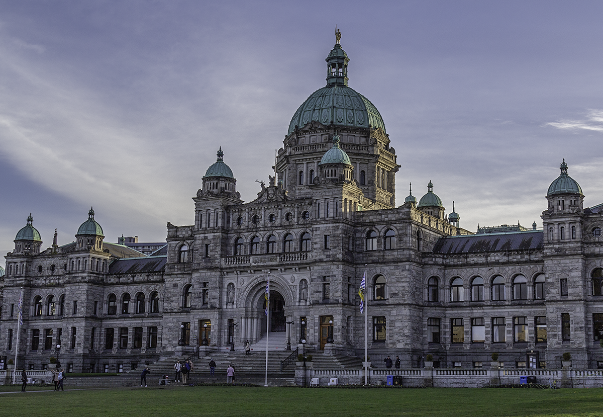 The British Columbia Capitol building in Victoria, British Columbia. Photo ©2019, Mark Gillespie/CaskStrength Media.