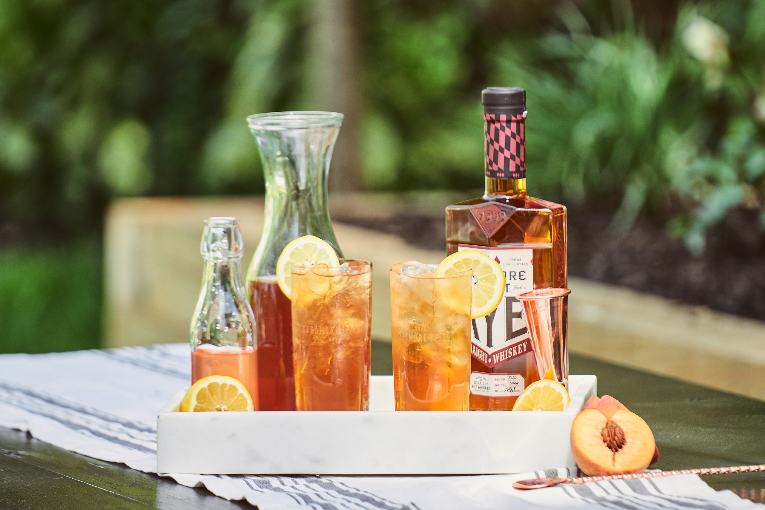 Summer Peach Iced Tea Cocktail Recipe